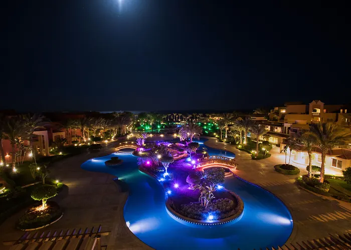 Grand Plaza - Families And Couples Only 度假村