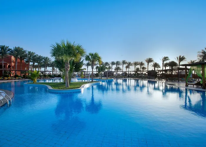 Resort Grand Plaza - Families And Couples Only