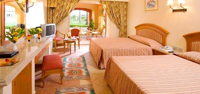 Resort Grand Plaza - Families And Couples Only